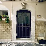 Διαμέρισμα Rosalia House *